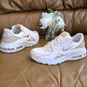 Women's Nike Women’s Air Max Light Soft Pink Sneakers Size 7 (WORN 2x)